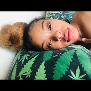 Meet your Posher, Dia